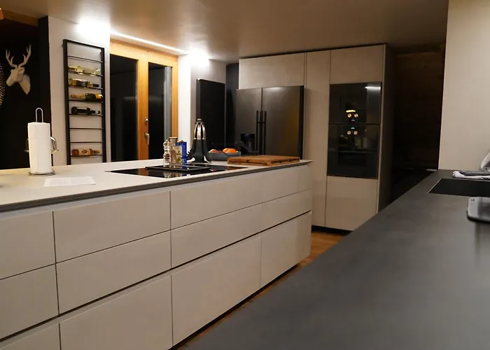 Central, Luxury, Chalet-style Penthouse