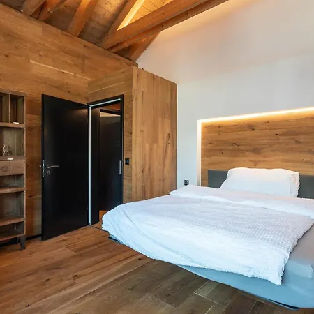 Central, Luxury, Chalet-style Penthouse Engelberg